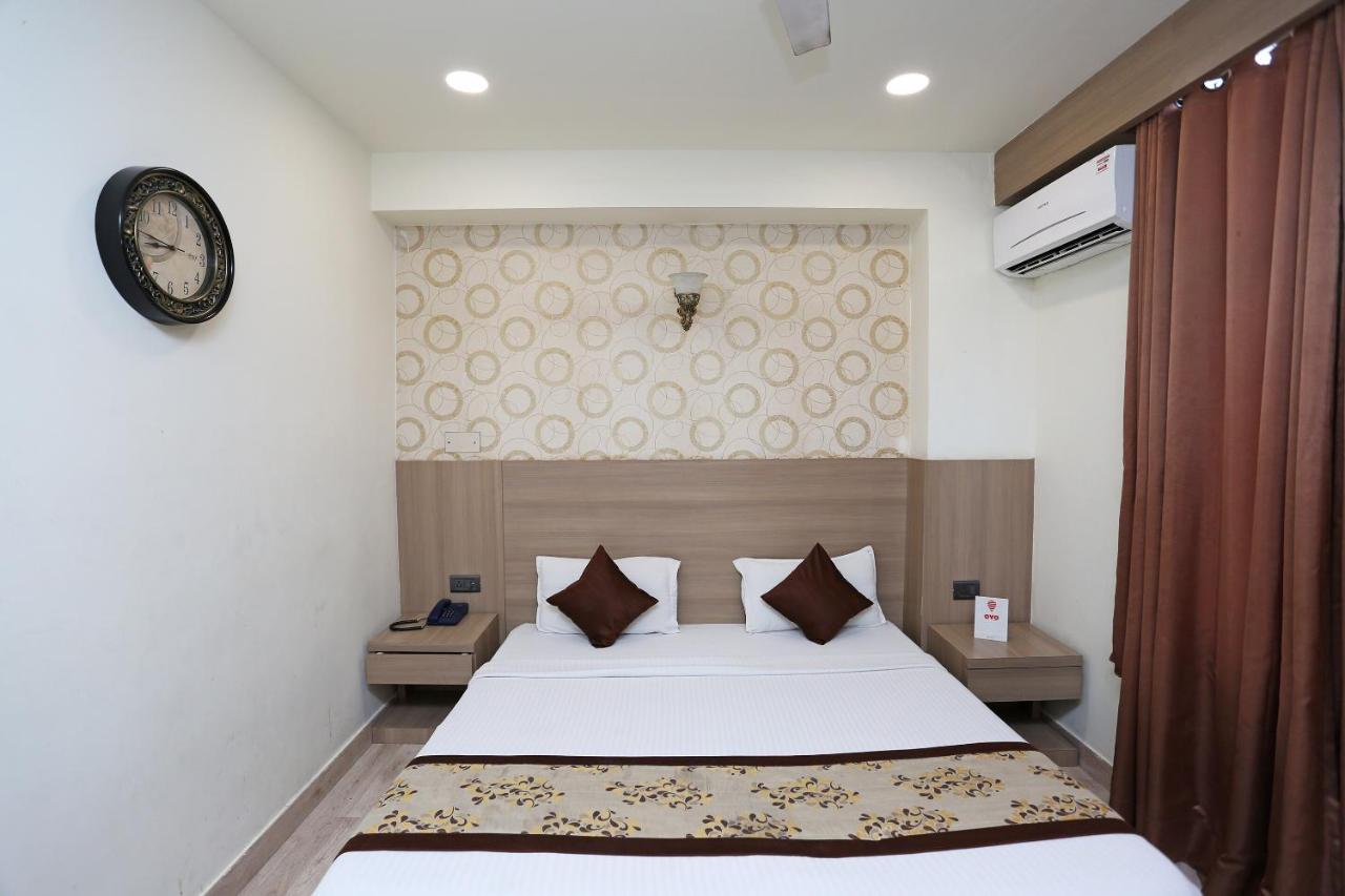 Capital O 5663 Gs Inn Chinhat Dış mekan fotoğraf