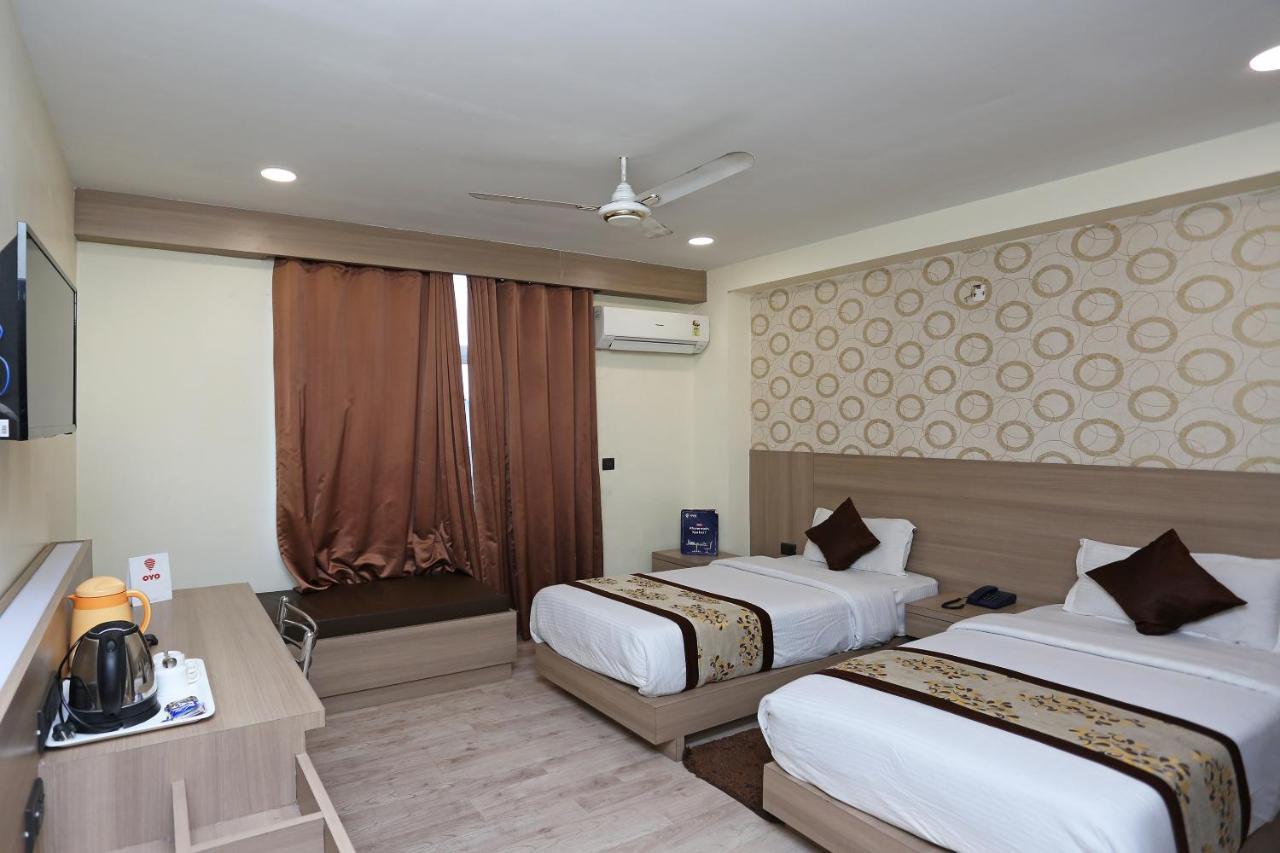 Capital O 5663 Gs Inn Chinhat Dış mekan fotoğraf