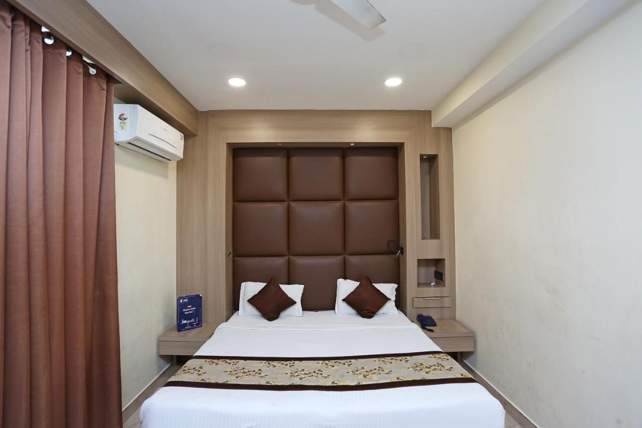 Capital O 5663 Gs Inn Chinhat Dış mekan fotoğraf